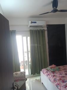 Bedroom Image of 1140 Sq.ft 2.5 BHK Apartment / Flat for rent in Skytech Matrott, Sector 76 Noida for Rs. 30000