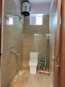 Common Bathroom Image of 1800 Sq.ft 3 BHK Apartment / Flat for rent in Serilingampally Hyderabad for Rs. 40000