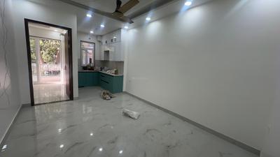 Living Room Image of 700 Sq.ft 3 BHK Builder Floor for sale in Sector 17 Dwarka New Delhi for Rs. 13500000