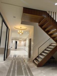 Hall Image of 4500 Sq.ft 4 BHK Builder Floor for sale in Greater Kailash I New Delhi for Rs. 180000000