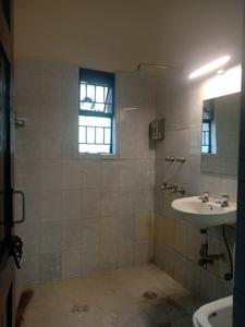 Common Bathroom Image of 1300 Sq.ft 2 BHK Apartment / Flat for sale in DDA Flats Vasant Kunj, Vasant Kunj New Delhi for Rs. 39000000