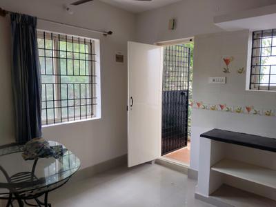 Living Room Image of 500 Sq.ft 1 BHK Builder Floor for rent in Indira Nagar Bengaluru for Rs. 25000