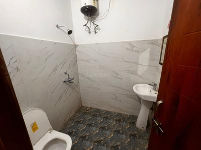 Bathroom Image of 1550 Sq.ft 2 BHK Builder Floor for rent in Shri Aman Luxury Apartments, Aman Vihar Dehradun for Rs. 35000