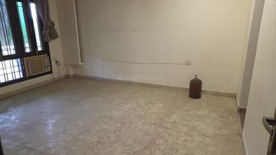Bedroom Image of 4400 Sq.ft 4 BHK Apartment / Flat for sale in Rajouri Garden New Delhi for Rs. 60000000