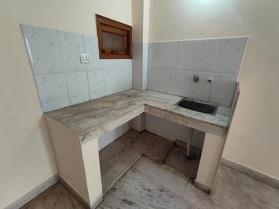 Kitchen Image of 300 Sq.ft 1 RK Builder Floor for rent in Mayur Vihar Phase 1 New Delhi for Rs. 10500