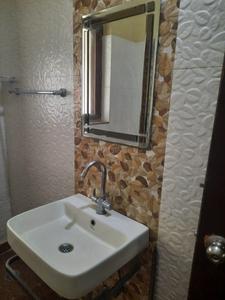 Bathroom Image of Luxury PG Rooms in Sector 39, Gurgaon