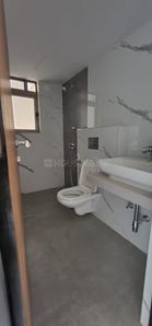 Bathroom Image of 1700 Sq.ft 3 BHK Apartment / Flat for sale in Hubtown Seasons, Chembur Mumbai for Rs. 52000000