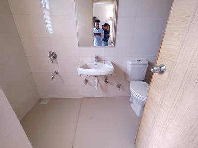 Image of 1053 Sq.ft 2 BHK Apartment / Flat for sale in Kumar Palmcrest A6, Pisoli, Pune for Rs. 4950000