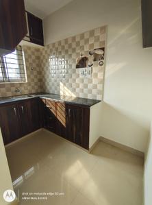 Kitchen Image of 1500 Sq.ft 2 BHK Builder Floor for rent in HSR Layout Bengaluru for Rs. 30000
