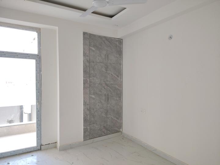 Vihaan Krystal Heights Main Image 1