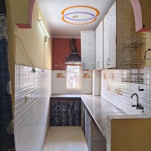 Kitchen Image of 800 Sq.ft 2 BHK Builder Floor for rent in New Ashok Nagar New Delhi for Rs. 22000