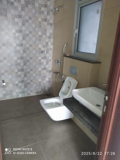 Ramakrishna Nagar, Raja Annamalai Puram Bathroom 1