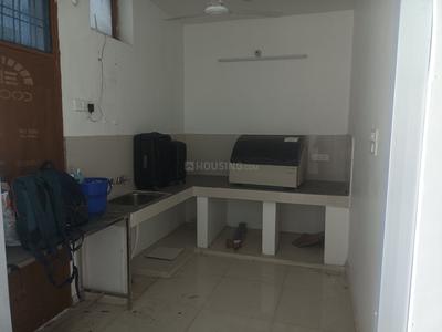 Kitchen Image of 1400 Sq.ft 2 BHK Builder Floor for rent in Kalyanpur (West) Lucknow for Rs. 10000