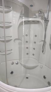 Bathroom Image of 5000 Sq.ft 5 BHK Independent House for rent in Jubilee Hills Hyderabad for Rs. 275000