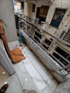 Balcony Image of 550 Sq.ft 1 BHK Independent House for rent in Chhattarpur New Delhi for Rs. 19000