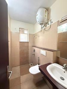 Bathroom Image of 3600 Sq.ft 3 BHK Villa for rent in Mahindra World City Chennai for Rs. 65000