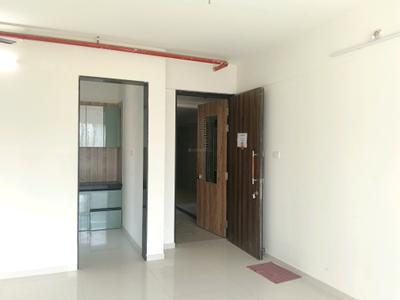 Living Room Image of 985 Sq.ft 3 BHK Apartment / Flat for rent in Sheth Zuri, Thane West Thane for Rs. 55000