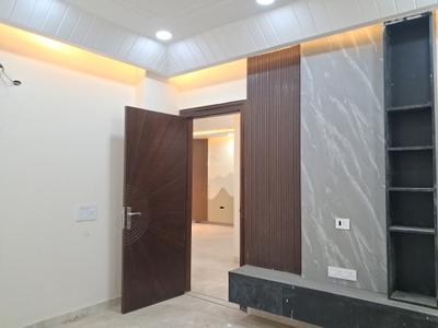 Bedroom Image of 2200 Sq.ft 4 BHK Builder Floor for sale in Paschim Vihar New Delhi for Rs. 45000000