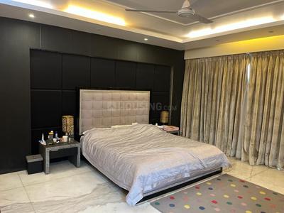 Bedroom Image of 4200 Sq.ft 4 BHK Builder Floor for sale in Maharani Bagh New Delhi for Rs. 200000000
