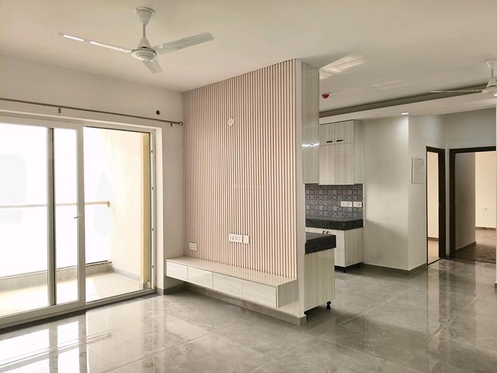 Tulip Yellow Main Image 1