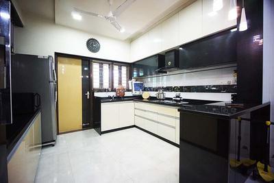 Kitchen Image of 2817 Sq.ft 4 BHK Independent House for sale in Kasindra Ahmedabad for Rs. 16000000