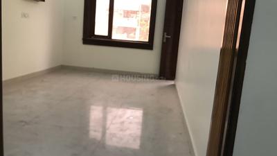 Living Room Image of 900 Sq.ft 2 BHK Apartment / Flat for sale in GH 14 DDA MIG, Paschim Vihar New Delhi for Rs. 12000000