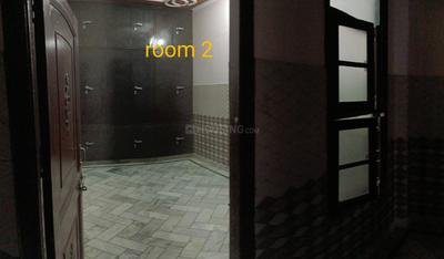 Bathroom Image of 630 Sq.ft 2 BHK Apartment / Flat for rent in Krishna Nagar Hisar for Rs. 7500