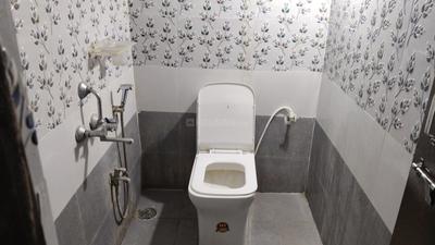 Image of 1200 Sq.ft 2 BHK Apartment / Flat for rent in Amberpet, Hyderabad for Rs. 23000
