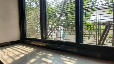 Balcony Image of 2000 Sq.ft 3 BHK Apartment / Flat for sale in Vashi Navi Mumbai for Rs. 36500000