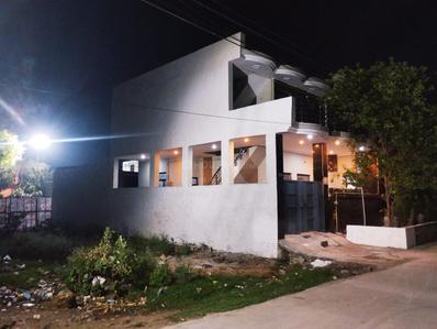 Image of 1500 Sq.ft 2 BHK Builder Floor for rent in Shahganj, Agra for Rs. 6500