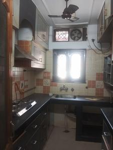 Kitchen Image of 1300 Sq.ft 3 BHK Apartment / Flat for rent in Patparganj New Delhi for Rs. 39500