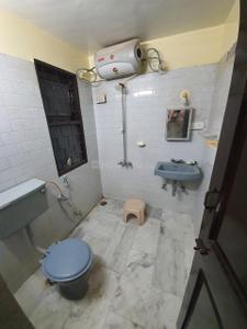 Bathroom Image of 1800 Sq.ft 3.5 BHK Villa for rent in Viman Nagar Pune for Rs. 85000