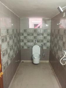 Bathroom Image of 1130 Sq.ft 3 BHK Apartment / Flat for sale in Liluah Howrah for Rs. 3970000