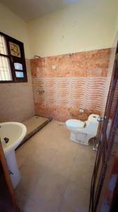Bathroom Image of 2251 Sq.ft 3 BHK Builder Floor for rent in Sector 15 Panchkula for Rs. 40000