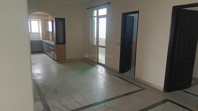 Living Room Image of 1650 Sq.ft 3 BHK Apartment / Flat for rent in Sarve Satyam Apartment, Sector 4 Dwarka New Delhi for Rs. 43000