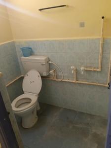 Bathroom Image of 950 Sq.ft 1 BHK Independent House for rent in Vaniyambadi Tirupathur for Rs. 5000