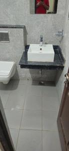 Bathroom Image of 720 Sq.ft 2 BHK Builder Floor for rent in Palam Vihar Extension Gurgaon for Rs. 18000