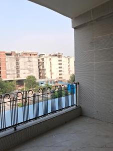 Bedroom Three Image of 1600 Sq.ft 3 BHK Apartment / Flat for sale in Sector 104 Noida for Rs. 7400000