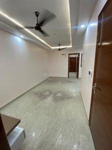 Hall Image of 720 Sq.ft 2 BHK Builder Floor for rent in Mukherjee Nagar New Delhi for Rs. 31000