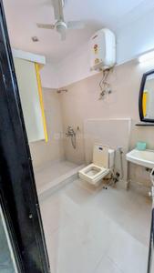 Bathroom Image of 1600 Sq.ft 3 BHK Builder Floor for sale in Sector 43 Gurgaon for Rs. 22500000