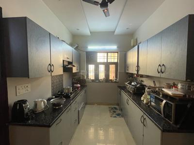 Kitchen Image of 1500 Sq.ft 3 BHK Builder Floor for sale in Sector 3A Gurgaon for Rs. 8900000