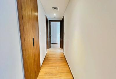 Image of 1053 Sq.ft 2 BHK Apartment / Flat for sale in Al Wasl, Dubai for Rs. 96200000