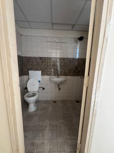 Bathroom Image of 600 Sq.ft 2 BHK Apartment / Flat for sale in MRG The Balcony, Sector 93 Gurgaon for Rs. 7200000