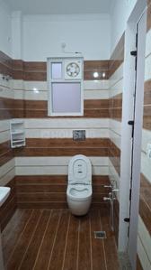 Bathroom Image of 450 Sq.ft 1 RK Builder Floor for rent in Chinhat Lucknow for Rs. 6000