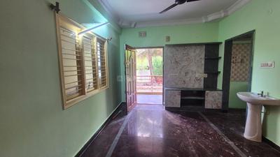 Hall Image of 1020 Sq.ft 2 BHK Apartment / Flat for rent in Bommanahalli Bengaluru for Rs. 21500