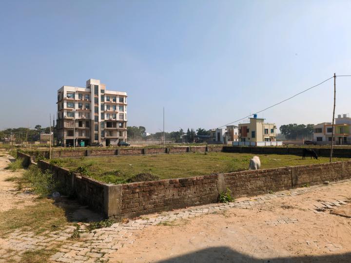 Hatisala, New Town Main Image 1