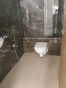 Common Bathroom Image of 1700 Sq.ft 3.5 BHK Apartment / Flat for rent in Shivalik Sharda Harmony, University Area Ahmedabad for Rs. 45000