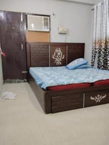 Bedroom Image of 1150 Sq.ft 2 BHK Apartment / Flat for sale in Aminabad Lucknow for Rs. 2800000