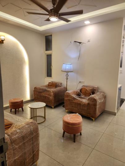VIVAAN ASSOCIATES Main Image 1