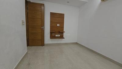 Bedroom Image of 1000 Sq.ft 3 BHK Independent House for sale in Prateek Apartment, Paschim Vihar New Delhi for Rs. 15000000